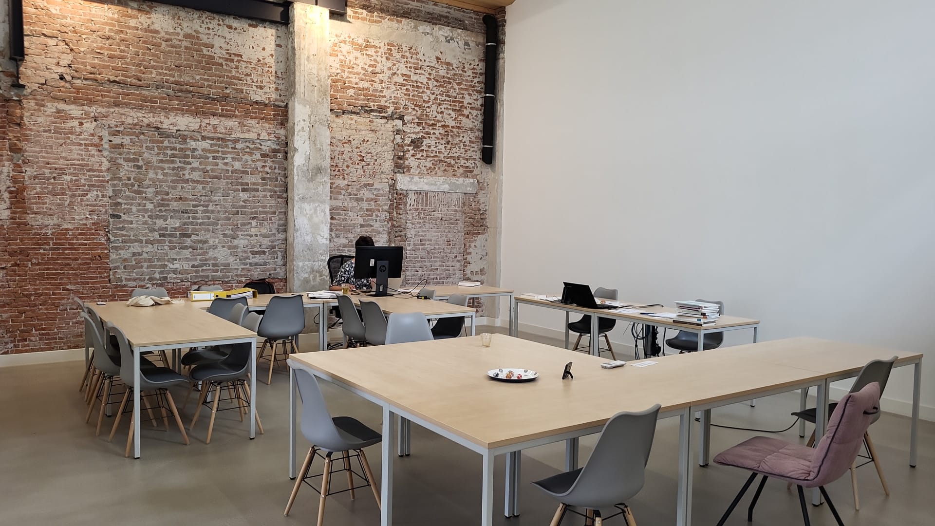 f7543099-8727-4594-890e-29dd568aa33e